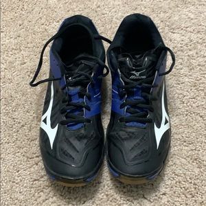 Mizuno Wave Lightning shoes
